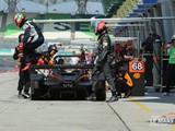 Drivers change at the pit stop ピットストップでドライバー交換